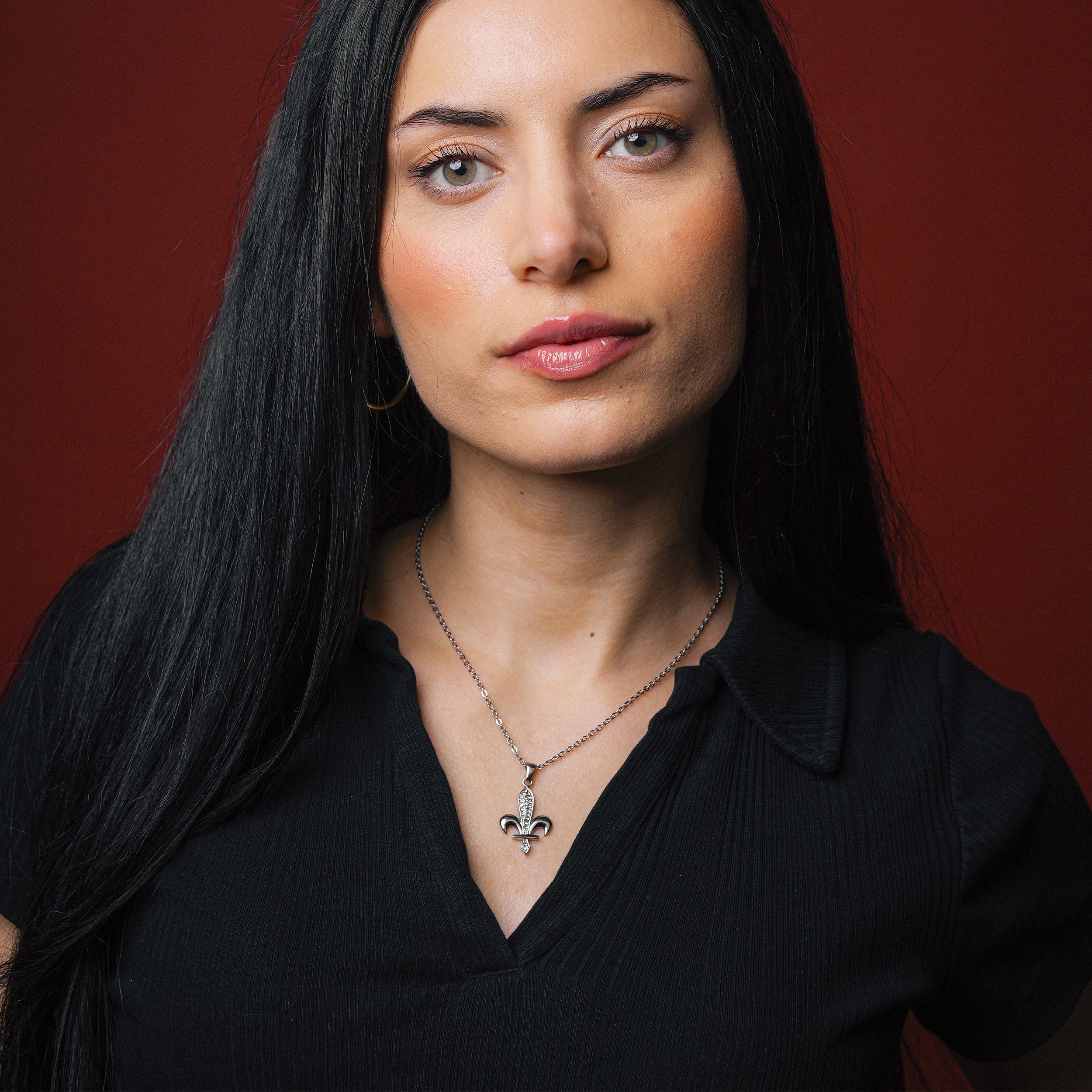 Silver Bosnia Ljiljan Dazzling necklace with zirconia pendant worn by model by BLKN®.